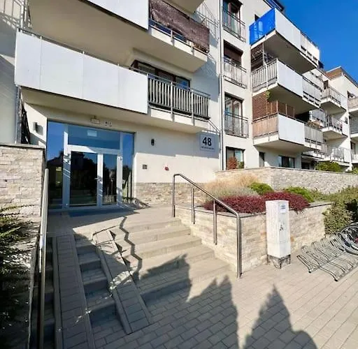 Apartstars Powstancow #17